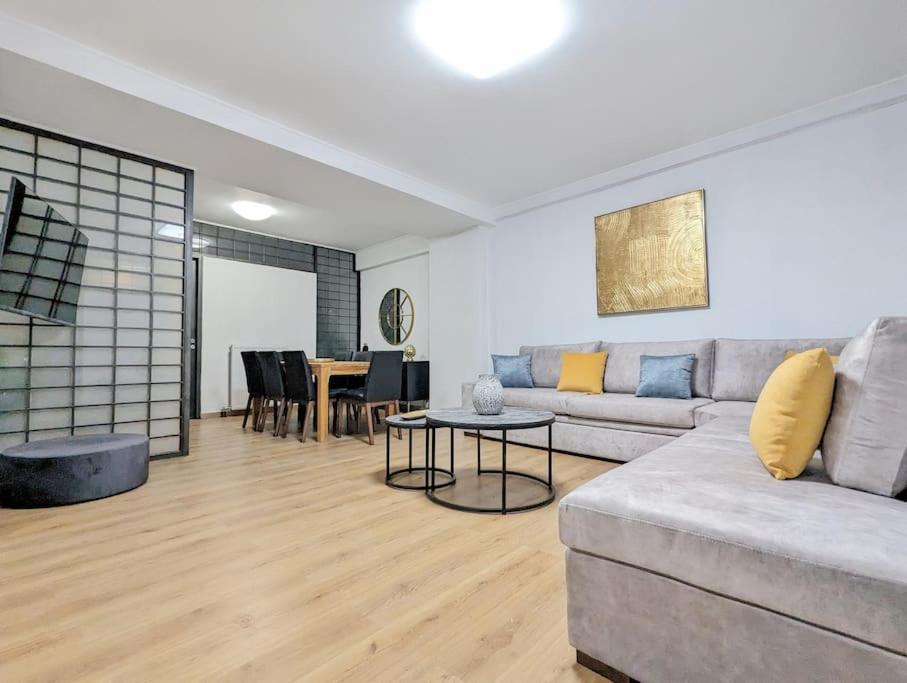 Apartment Divas King Athens